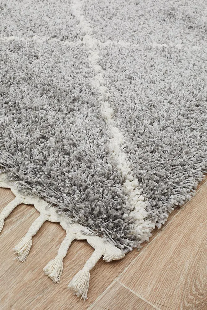 Bella Silver Fringed Rug