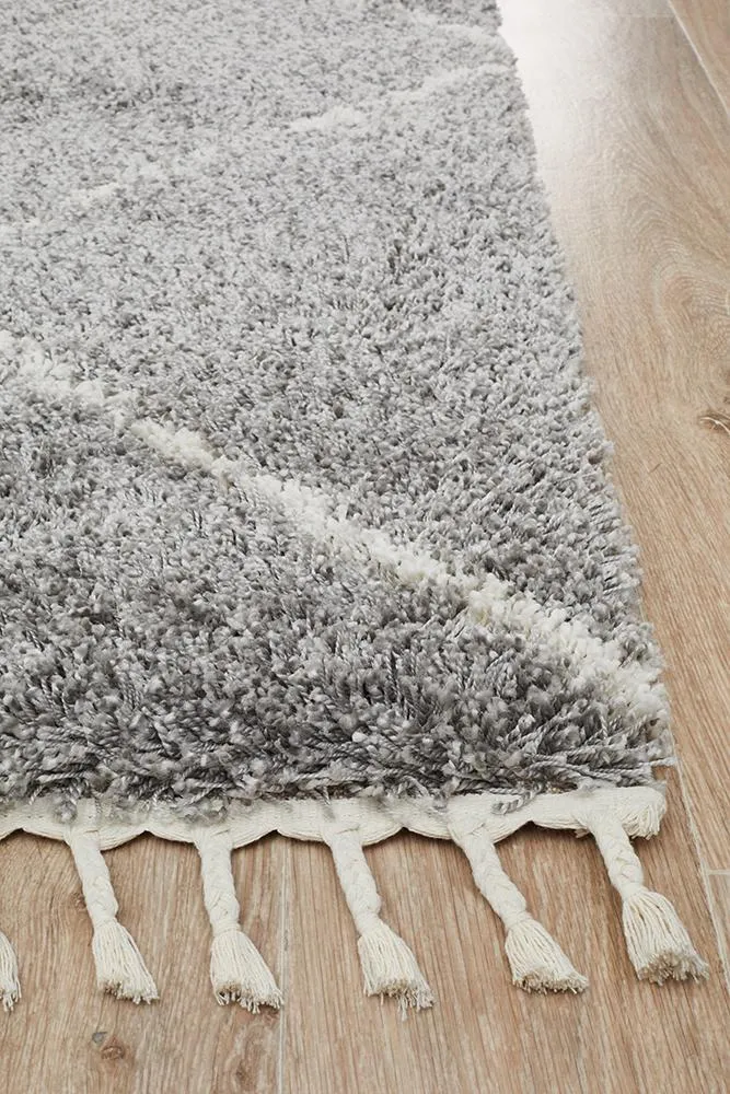 Bella Silver Fringed Rug