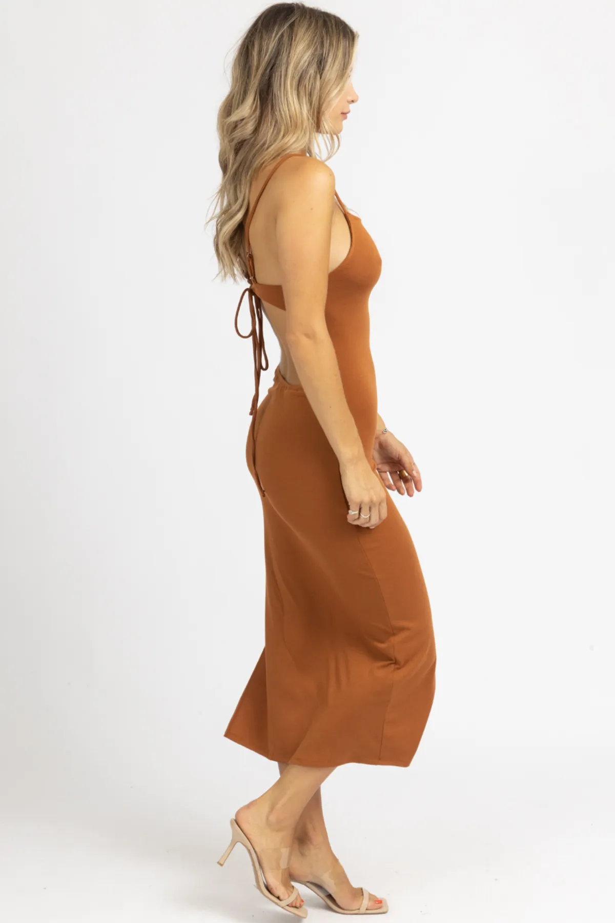 BROWN OPEN TIE-BACK MIDI DRESS
