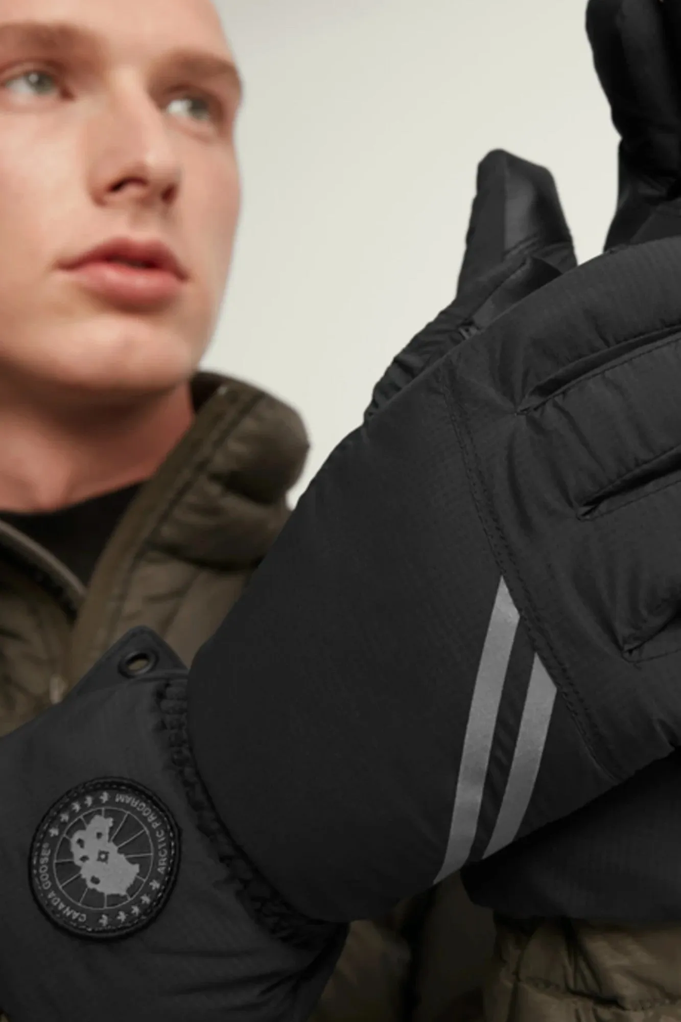 Canada Goose Men's HyBridge Gloves