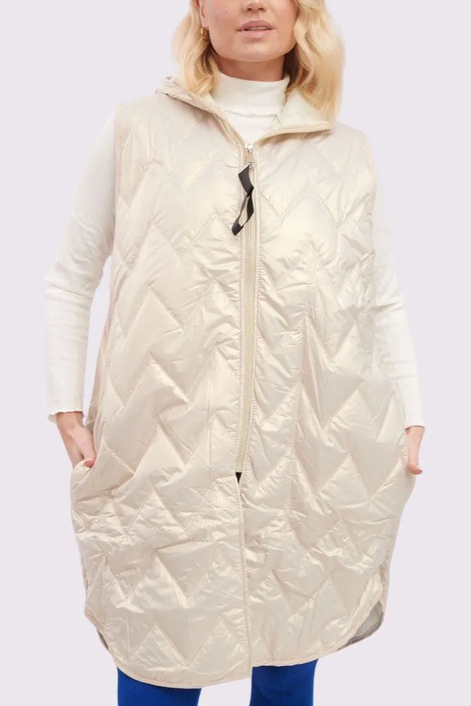 Plain Quilted Zip Up Curved  Hem Gilet